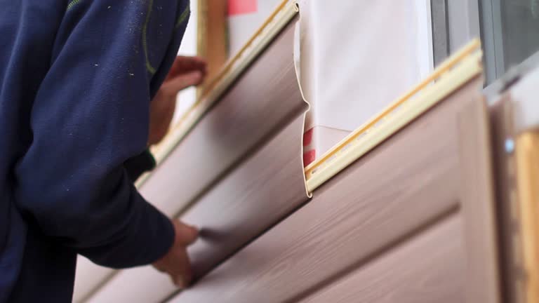 How To Choose The Right Materials for Your Siding Installation in 'Hanceville, AL